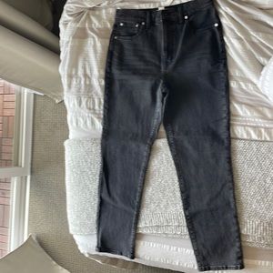 NWT Madewell Perfect Vintage Jean in Lunar wash.